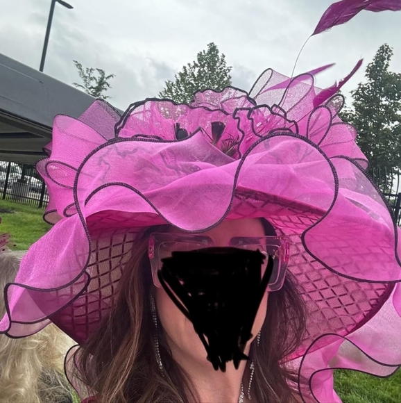 NWT Hot Pink & Black Large Kentucky Derby Hat. One Size. (Had Bought Multiple) - Picture 1 of 3